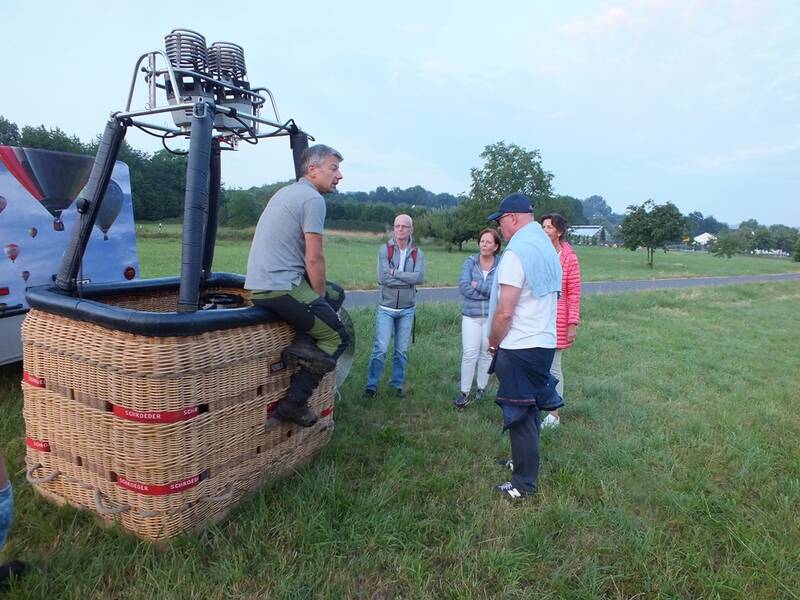 Heißluftballonfahrten Mosel 2 Personen (keine exklusive Fahrt, weitere Passagiere im Korb)